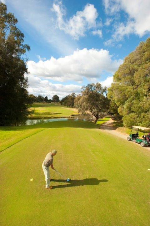 Comfort Suites Clubarham Golf Resort - Whitsundays Accommodation 1