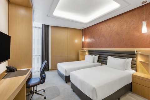 Rydges Australia Square, Formerly Tank Stream Hotel - Whitsundays Accommodation 11