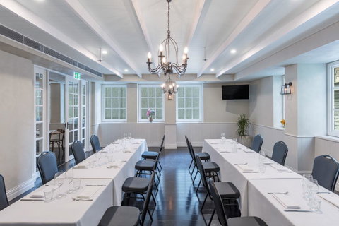 Rydges Australia Square, Formerly Tank Stream Hotel - Whitsundays Accommodation 6