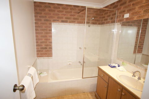 Albury Paddlesteamer Motel - Whitsundays Accommodation 15