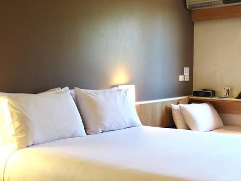 Ibis Newcastle - Whitsundays Accommodation 18