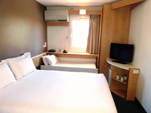 Ibis Newcastle - Whitsundays Accommodation 17