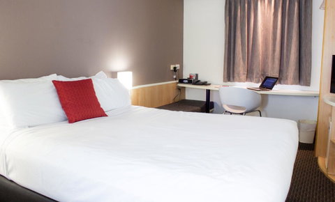 Ibis Newcastle - Whitsundays Accommodation 3
