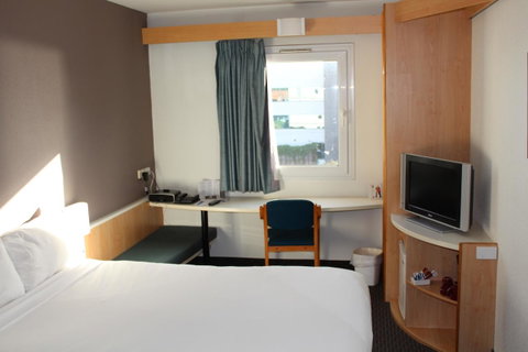Ibis Newcastle - Whitsundays Accommodation 8