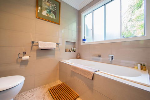Armidale Cottage - House 2 - Whitsundays Accommodation 28