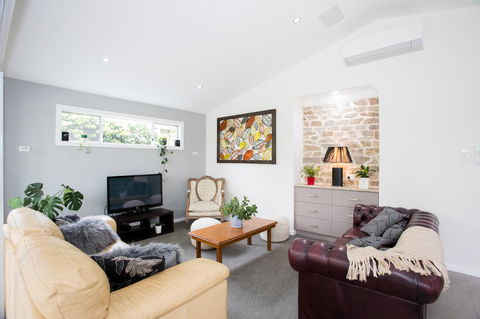 Armidale Cottage - House 2 - Whitsundays Accommodation 21