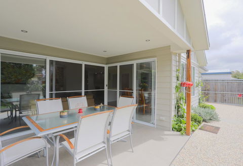 Armidale Cottage - House 2 - Whitsundays Accommodation 5