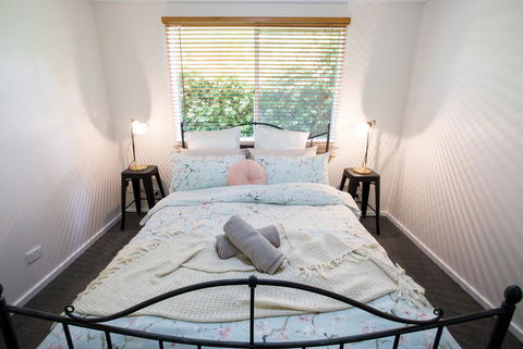 Armidale Cottage - House 2 - Whitsundays Accommodation 25