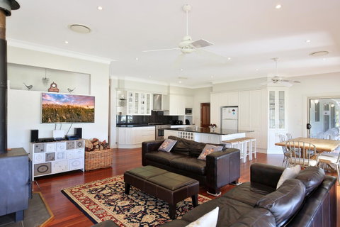 Terara Riverside Retreat - Whitsundays Accommodation 6