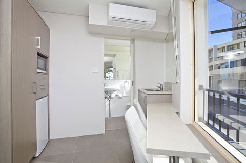 Manly Paradise Motel & Apartments - Whitsundays Accommodation 6