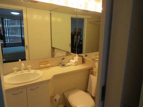 Manly Paradise Motel & Apartments - Whitsundays Accommodation 39
