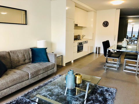 Wyndel Apartments Neutral Bay - The Mint - Whitsundays Accommodation 8