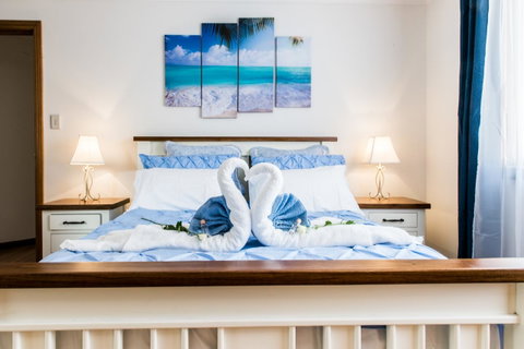 Ambience - Whitsundays Accommodation 10