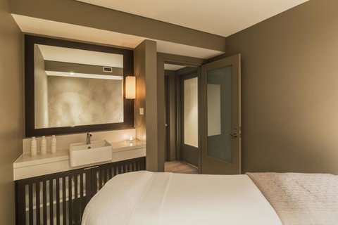 Swissotel Sydney - Whitsundays Accommodation 22