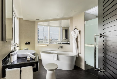 Swissotel Sydney - Whitsundays Accommodation 4