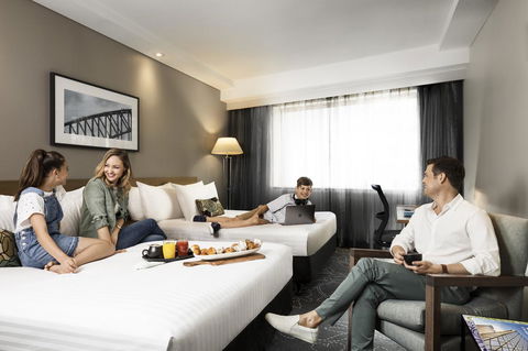 PARKROYAL Darling Harbour, Sydney - Whitsundays Accommodation 23