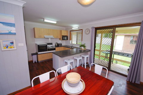 Breakaway, 11 Scott Street - Whitsundays Accommodation 4