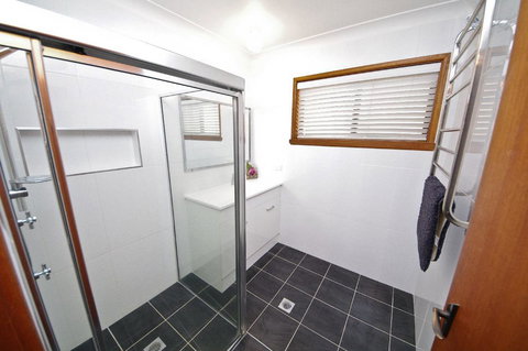 Breakaway, 11 Scott Street - Whitsundays Accommodation 2