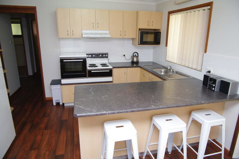 Breakaway, 11 Scott Street - Whitsundays Accommodation 1