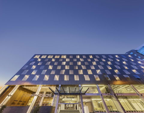 PARKROYAL Parramatta - Whitsundays Accommodation 1