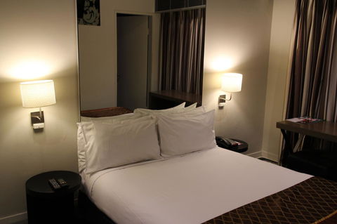 Kirketon Hotel Sydney - Whitsundays Accommodation 9