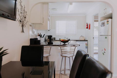 Central Wagga Self Catering Apartment - Whitsundays Accommodation 6