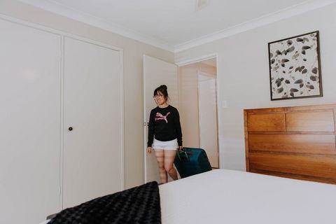 Central Wagga Self Catering Apartment - Whitsundays Accommodation 4