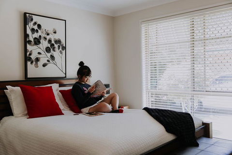 Central Wagga Self Catering Apartment - Whitsundays Accommodation 7