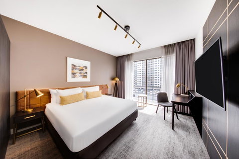 Vibe Hotel Sydney - Whitsundays Accommodation 1