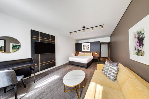 Vibe Hotel Sydney - Whitsundays Accommodation 28