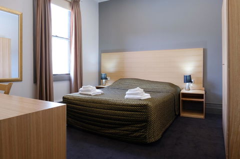 Royal Exhibition Hotel - Whitsundays Accommodation 19