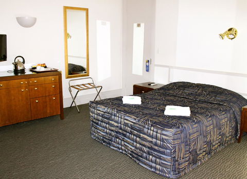 Royal Exhibition Hotel - Whitsundays Accommodation 39