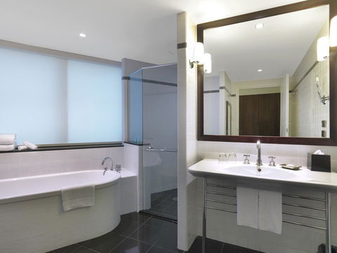Amora Hotel Jamison Sydney - Whitsundays Accommodation 36