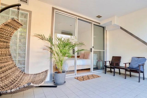 Hastings By The Sea - Whitsundays Accommodation 15