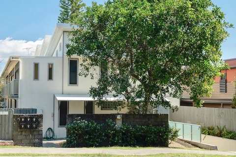 Hastings By The Sea - Whitsundays Accommodation 14
