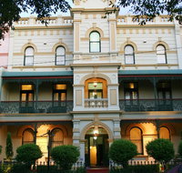 Avonmore On The Park Boutique Hotel - Whitsundays Accommodation