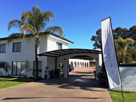 Mulwala Resort - Whitsundays Accommodation 14
