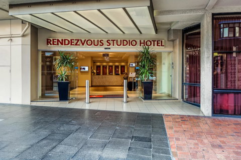 Central Studio Hotel Sydney - Whitsundays Accommodation 29