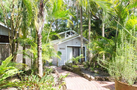 A Beach House At Byron - Whitsundays Accommodation 27