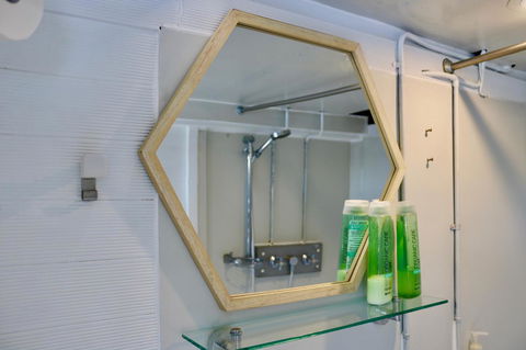 A Beach House At Byron - Whitsundays Accommodation 24