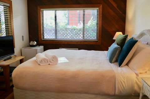 A Beach House At Byron - Whitsundays Accommodation 41