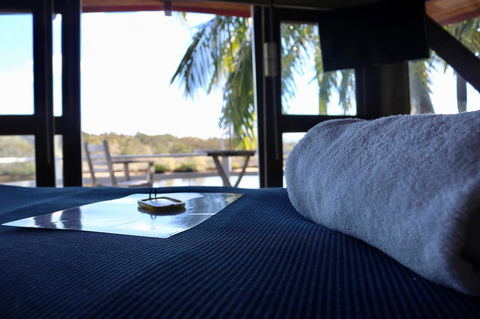 A Beach House At Byron - Whitsundays Accommodation 22