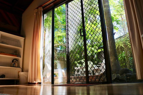 A Beach House At Byron - Whitsundays Accommodation 35