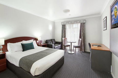 Quality Inn Ashby House Tamworth - Whitsundays Accommodation 5