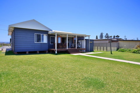 Glory @ Culburra - Absolute Beachfront - Pet & Family Friendly - Whitsundays Accommodation 22
