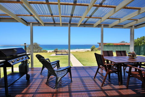Glory @ Culburra - Absolute Beachfront - Pet & Family Friendly - Whitsundays Accommodation 12