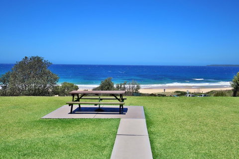 Glory @ Culburra - Absolute Beachfront - Pet & Family Friendly - Whitsundays Accommodation 14