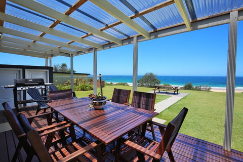 Glory @ Culburra - Absolute Beachfront - Pet & Family Friendly - Whitsundays Accommodation 0