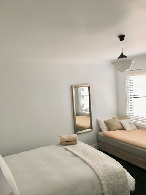 99 Hill Street Apartments - Whitsundays Accommodation 6