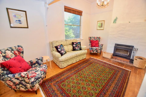 Dangal Gardens - Whitsundays Accommodation 9